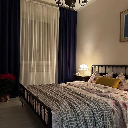 Vip With Swimming Pool Apartament *