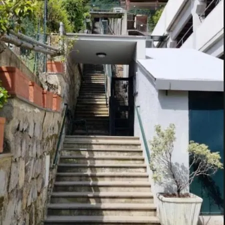 Apartment Vip With Swimming Pool Rapallo